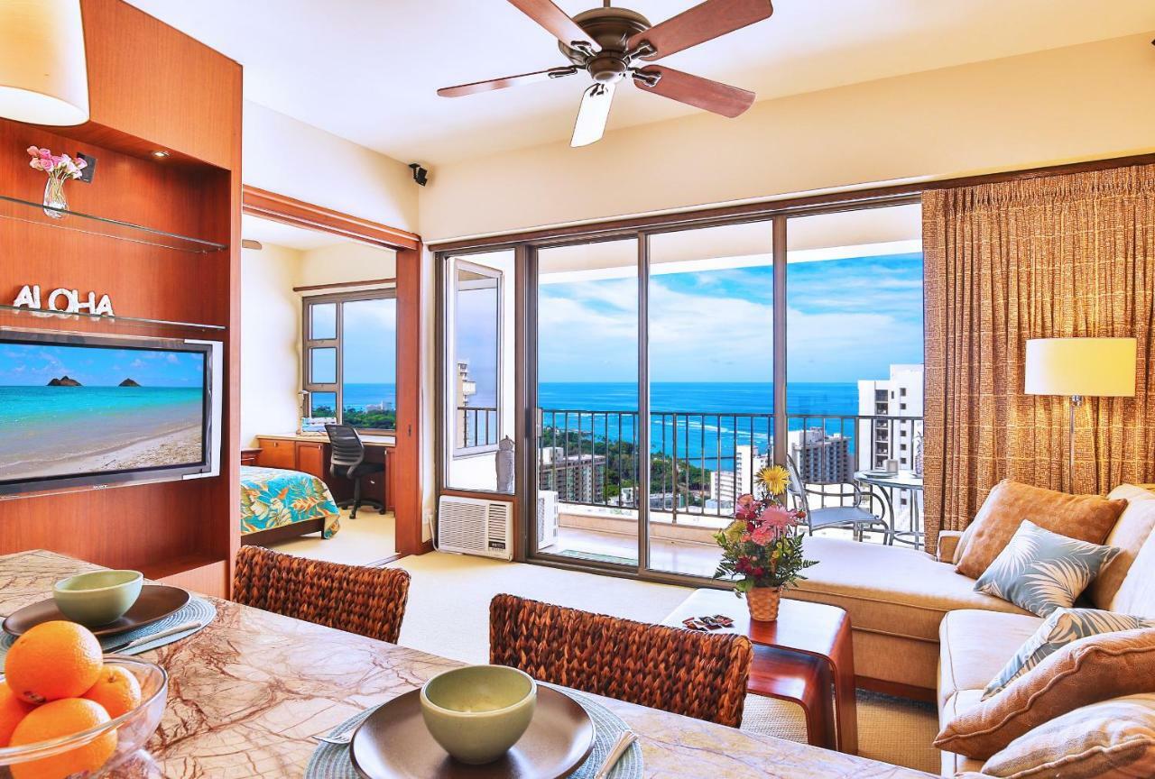 Upscale Penthouse With Ocean Views - Free Parking Apartment Honolulu Ngoại thất bức ảnh